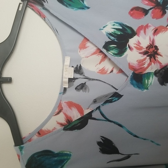 C & E womens open shoulder short sleeve flutter blouse - Picture 3 of 5